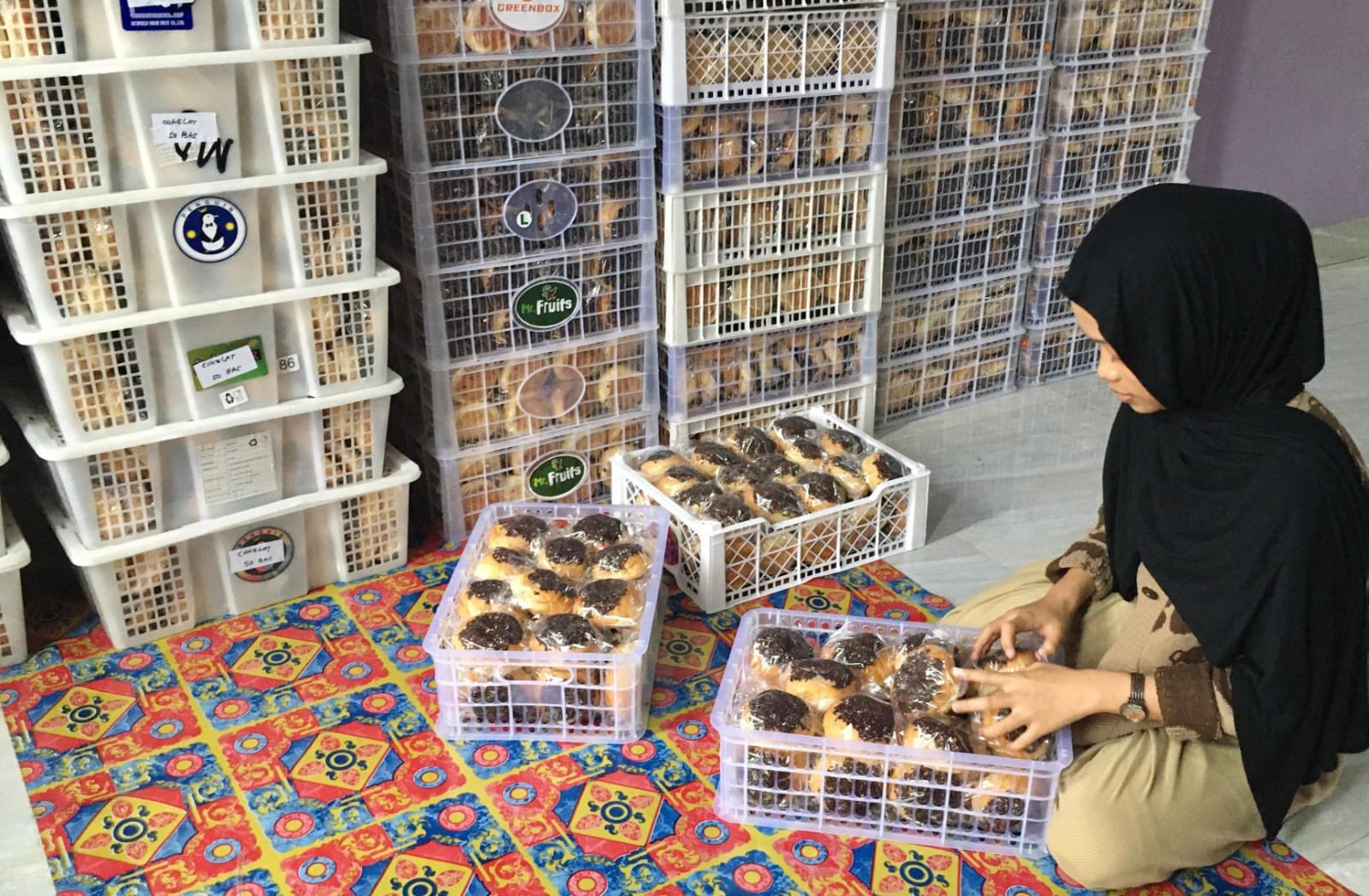 Bukti Kampus Berdampak, Mahasiswa Seni Kuliner Dapat Apresiasi atas Ide Inovatif di Minaka Cake