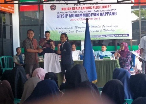 184 MAHASISWA STISIP MUHAMMADIYAH RAPPANG BER KKLP