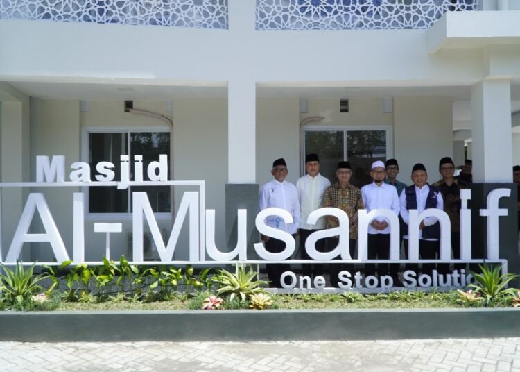 Haedar-Nashir-Resmikan-Masjid-Al-Musannif-Tabligh-Institute-750x536.jpeg