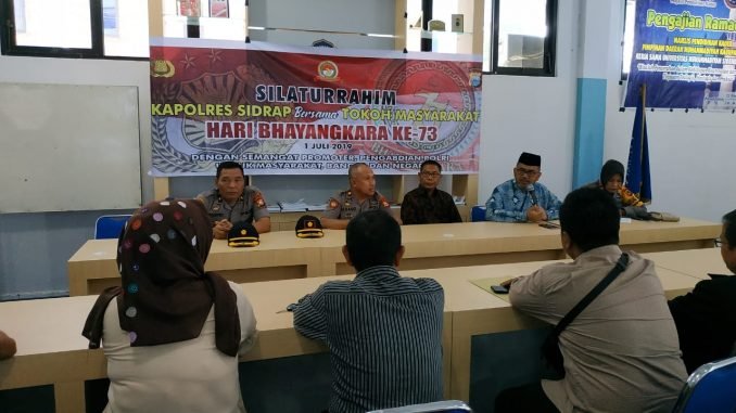Rektor UMS Rappang : Polisi Bukan Tamu, Mereka Keluarga Kita