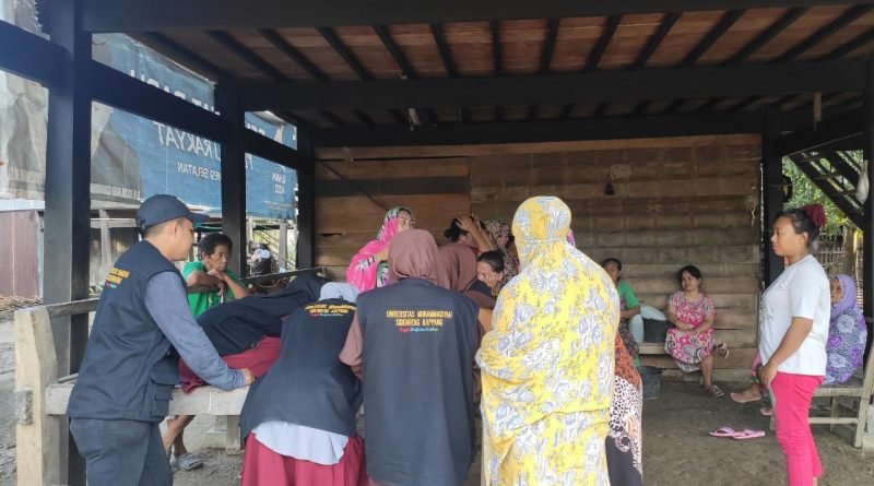 Mahasiswa KKN dan Magang III Kadidi Mulai Mendata